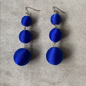 3-ball drop bauble earring in electric blue
